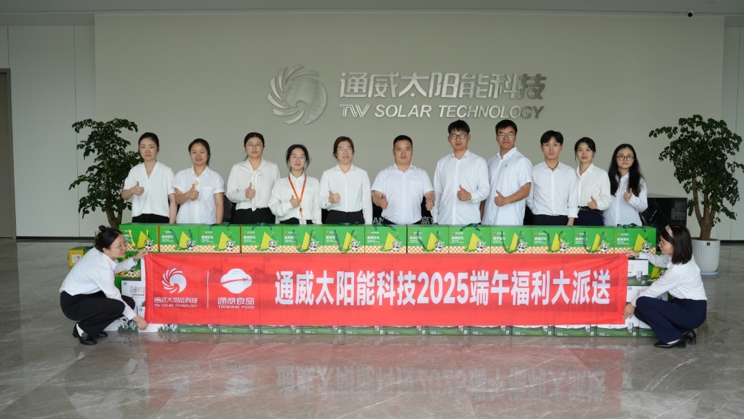 24705cef87ac27a3e8ec20d7a31df7a7.jpg
