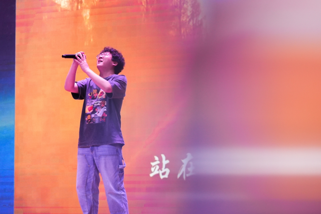 d9f7166ebfceb9259bb02c58b972d3ca.jpg