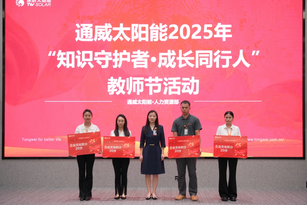 ead836f707d00381f41d9982380cdfa7.jpg