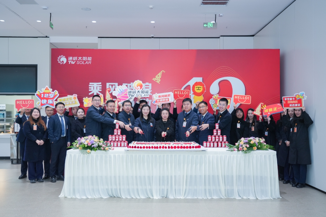 6d476303e65297edce063b5a2e566616.jpg