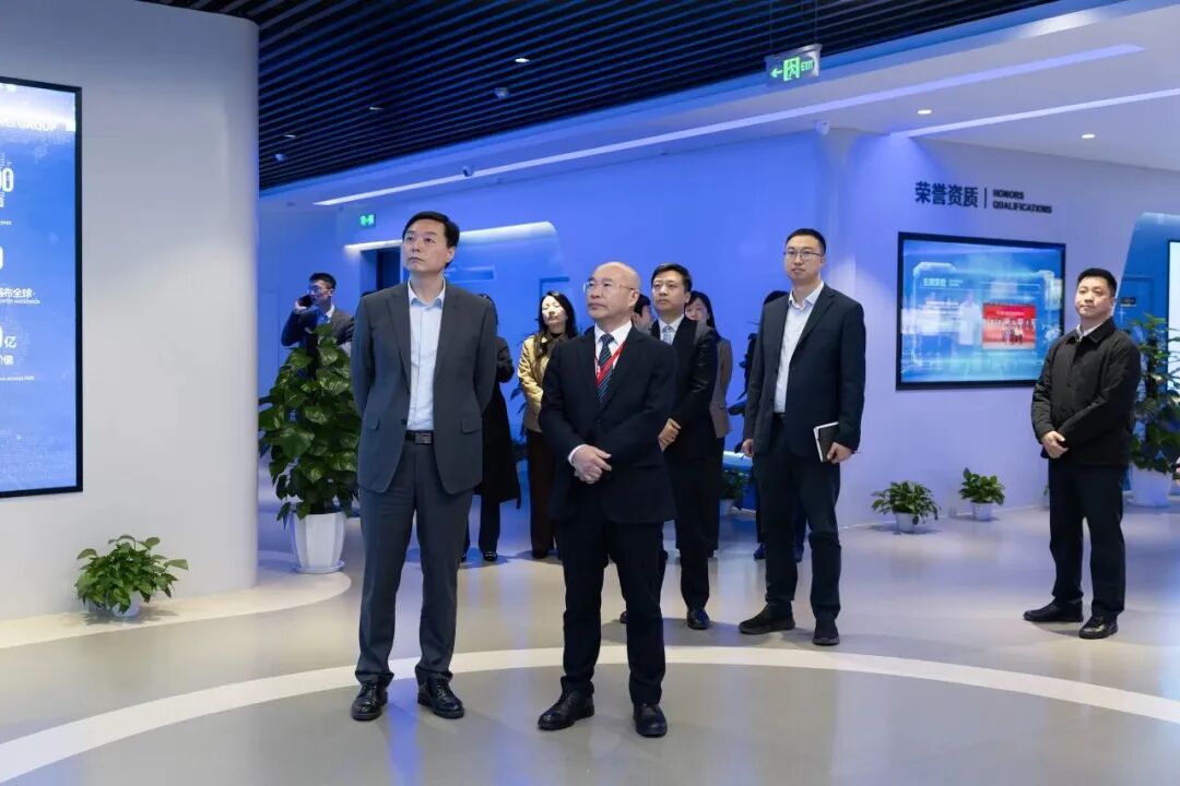 d1c16eb4dfb9003c63ef441e22e9c427.jpg